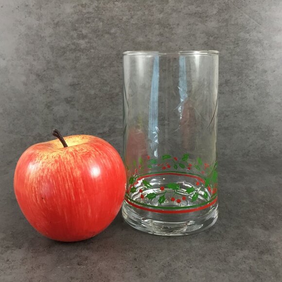 Arbys Christmas Holiday Holly Berry Tumbler Glass 5" 1983 Festive Design - Picture 3 of 7